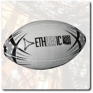 Petit ballon de rugby – écologique et équitable